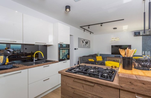 Rukavac Apartment | Stunning apartment in Rukavac with house sea view