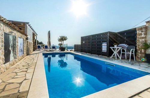 Meterize Apartment | Stunning apartment in Sibenik with sauna