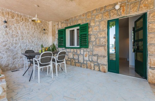 Meterize Apartment | Stunning apartment in Sibenik with sauna