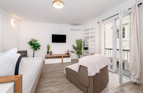 Grad Apartment | Stunning apartment in Sibenik with house sea view