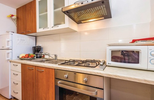 Senj Apartment | Stunning apartment in Senj with WiFi