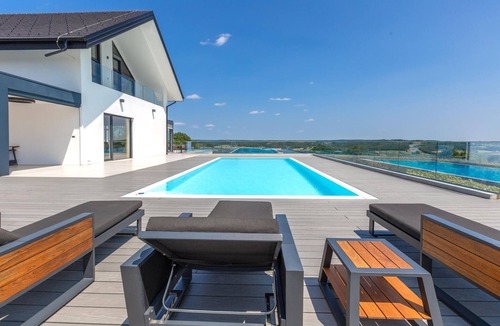 Tisina Apartment | Stunning apartment in Rogasovci