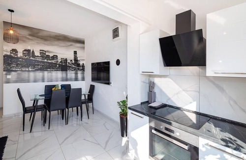 Tinj Apartment | Stunning apartment in Tinj