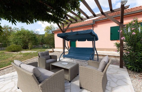 Prapatnica House | Stunning home in Prapatnica- Seget