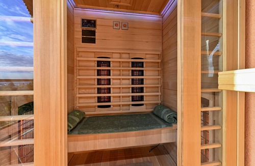 Sveti Ivan Zelina House | Stunning home in Sveti Ivan Zelina with sauna