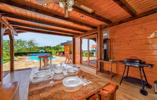 Ludbreg House | Stunning Home In Vinogradi Ludbreski With Sauna