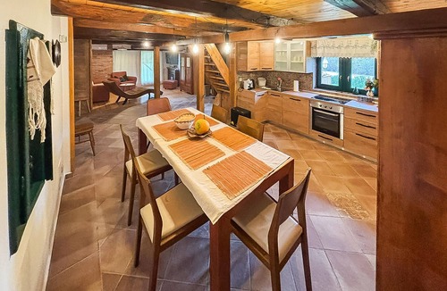 Pisarovina House | Stunning home in Velika Jamnicka with sauna