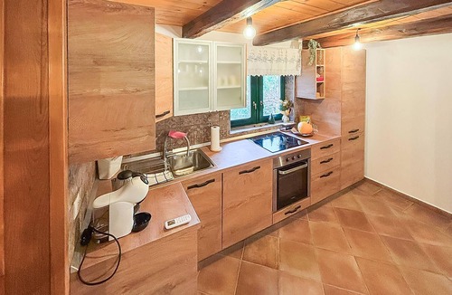Pisarovina House | Stunning home in Velika Jamnicka with sauna