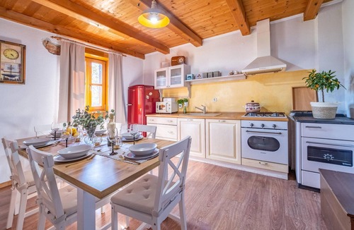 Bosiljevo House | Stunning home in Bosiljevo