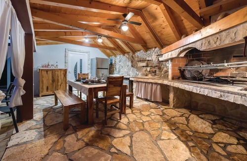 Brodarica House | Stunning home in Brodarica