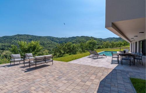 Pazin House | Stunning Home In Glavanovici