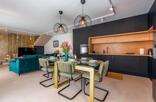 Sveti Filip i Jakov House | Stunning home in Rastane gornje
