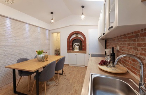 Kastel Novi House | Stunning home in Kastel Novi