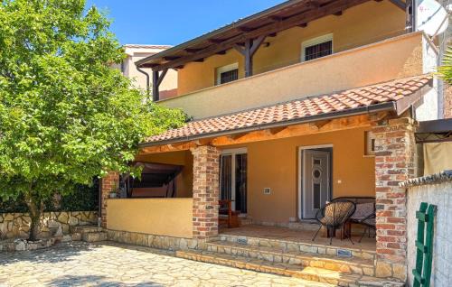 Kosinozici House | Stunning Home In Kosinozici With Wifi