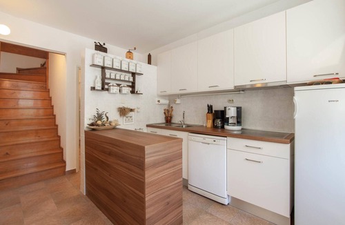 Kucice House | Stunning home in Kucice with WiFi