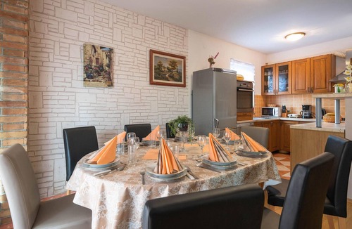 Loborika House | Stunning home in Marcana