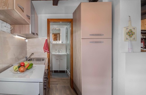 Ogulin House | Stunning home in Ogulin with WiFi