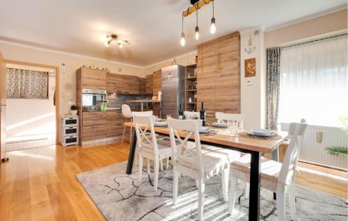 Breznik Plesivicki House | Stunning Home In Plesivica With Sauna