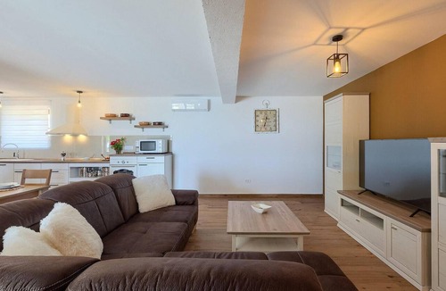 Sveti Lovrec House | Stunning home in Porec