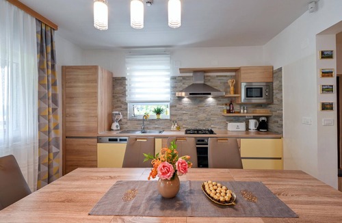Pregrada House | Stunning home in Pregrada with sauna