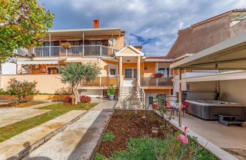 Pomer House | Stunning home in Pula