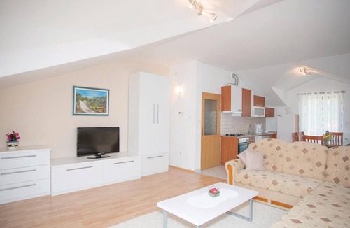Rastovac House | Stunning home in Rastovac