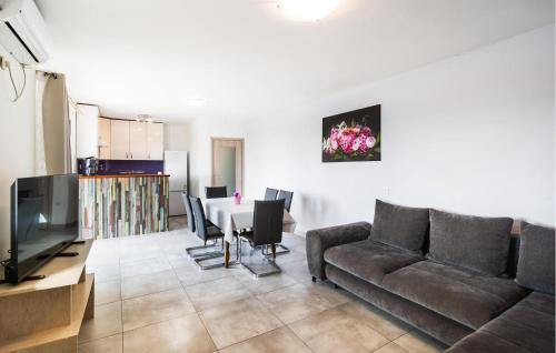 Rudine House | Stunning Home In Rudine