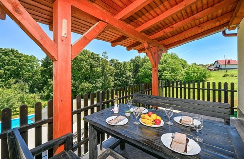 Sveti Ilija House | Stunning home in Seketin