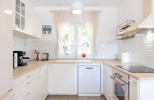 Sinj House | Stunning home in Sinj