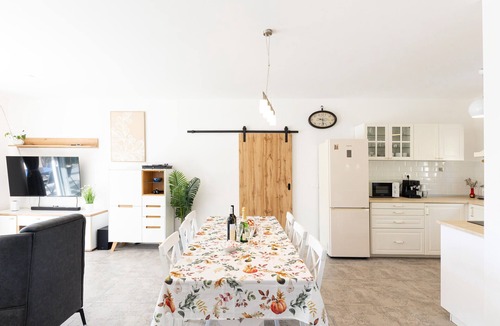 Sinj House | Stunning home in Sinj