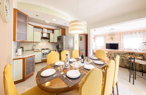 Trilj House | Stunning home in Trilj