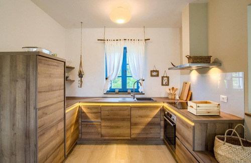 Vardica House | Stunning home in Umag