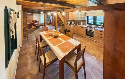 Pisarovina House | Stunning Home In Velika Jamnicka With Sauna