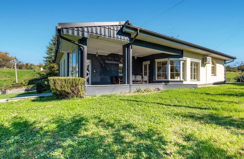 Kraljevec Sesvetski House | Stunning home in Vurnovec