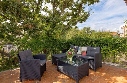 Kornic House | Stunning private villa for 6 people with private pool, WIFI, A/C, TV, terrace and pets allowed