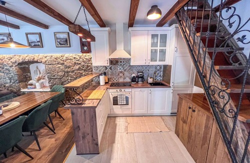 Novi Vinodolski House | Stunning private villa for 8 people with A/C, private pool, WIFI, TV, terrace and pets allowed