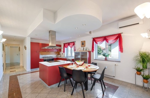 Ivanic-Grad Villa | Stunning private villa with WIFI, private pool, A/C, hot tub, TV, terrace, panoramic view, parking