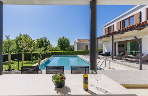 Sveti Petar u Sumi Villa | Stunning private villa for 6 people with WIFI, private pool, A/C, TV, terrace and pets allowed