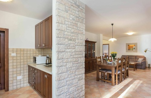 Munci House | Stunning private villa for 6 guests with A/C, private pool, WIFI, TV, patio and parking