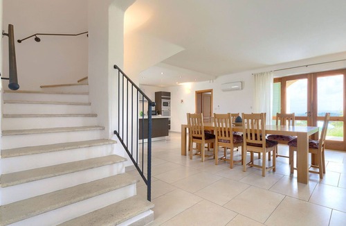 Baredine Villa | Stunning private villa for 8 people with WIFI, A/C, private pool, TV, terrace and panoramic view