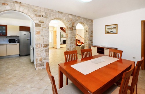 Kastelir-Labinci House | Stunning private villa for 7 guests with A/C, WIFI, TV, terrace and pets allowed