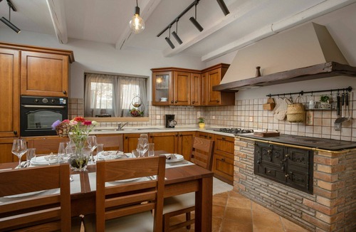 Cepljani House | Stunning private villa for 7 people with private pool, WIFI, A/C, TV, terrace and parking