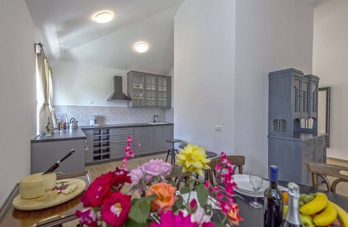 Farini House | Stunning private villa for 6 guests with A/C, WIFI, private pool, TV, terrace and pets allowed