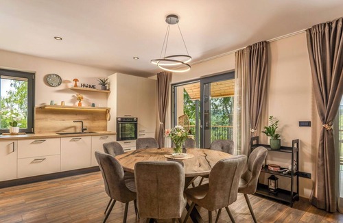 Fuzine Villa | Stunning private villa for 10 people with WIFI, private pool, hot tub, TV, patio and pets allowed
