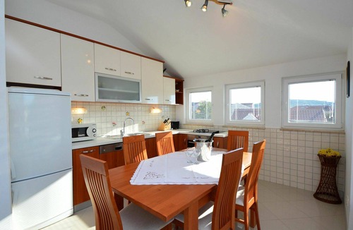 Betina Villa | Stunning private villa for 10 guests with WIFI, private pool, hot tub, A/C, TV and terrace