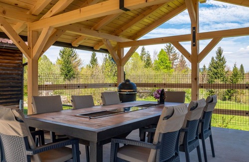 Trsce House | Stunning private villa with WIFI, A/C, private pool, hot tub, TV, patio and pets allowed