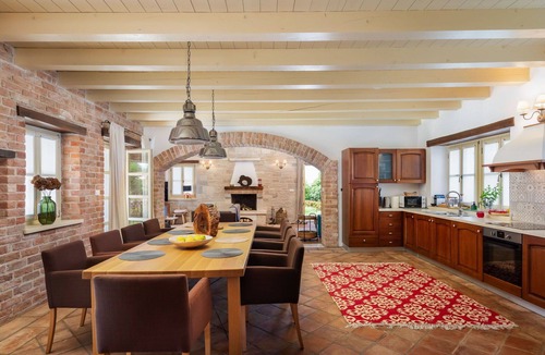 Mofardini House | Stunning private villa with private pool, WIFI, A/C, TV, terrace, pets allowed and panoramic view