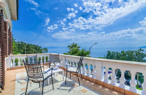 Obrs Villa | Stunning private villa with A/C, hot tub, WIFI, private pool, TV, terrace and pets allowed