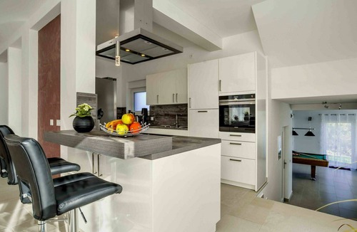 Mihotici House | Stunning private villa with private pool, A/C, WIFI, hot tub, TV, terrace and pets allowed