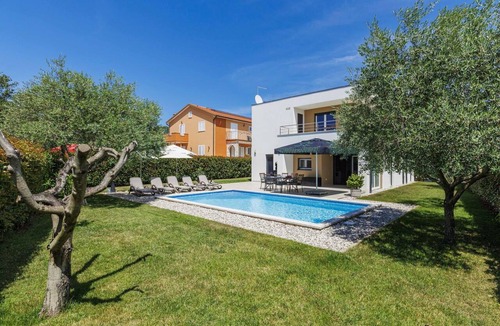 Fiorini House | Stunning villa for 5 guests with WIFI, private pool, A/C, TV and terrace